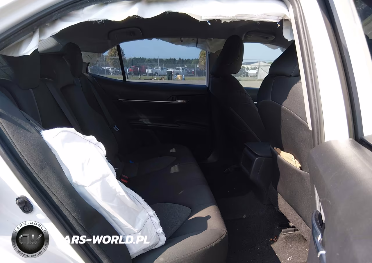 2021 Toyota Camry Le VIN:4T1C11AK7MU408392 - 8