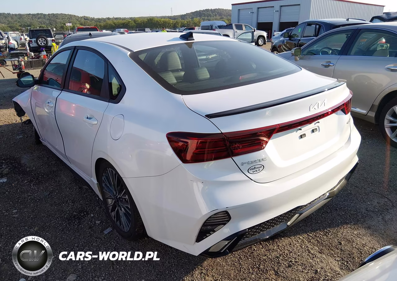 2024 Kia Forte Gt-Line VIN:3KPF54AD7RE805342 - 3