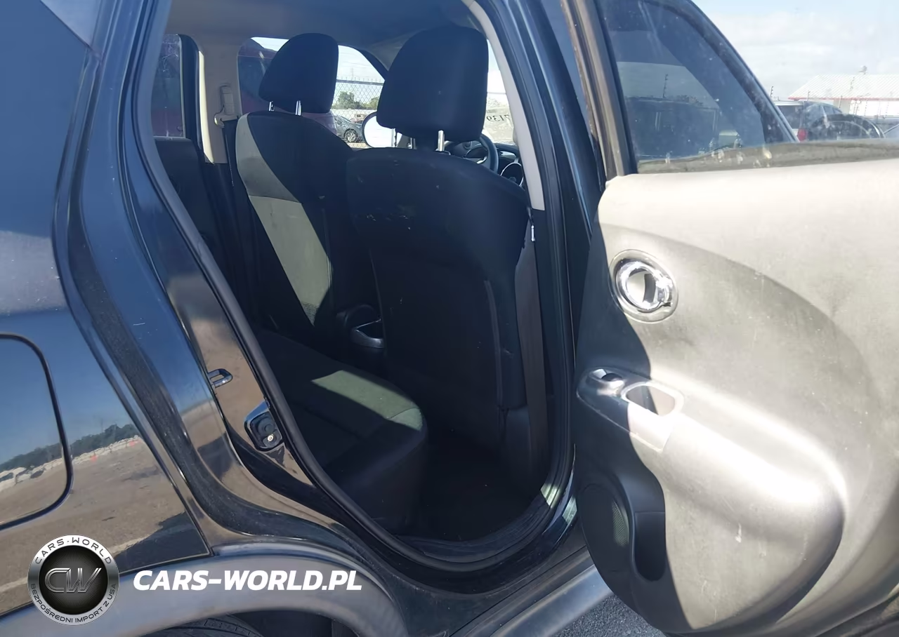 2011 Nissan Juke S VIN:JN8AF5MR7BT008935 - 8