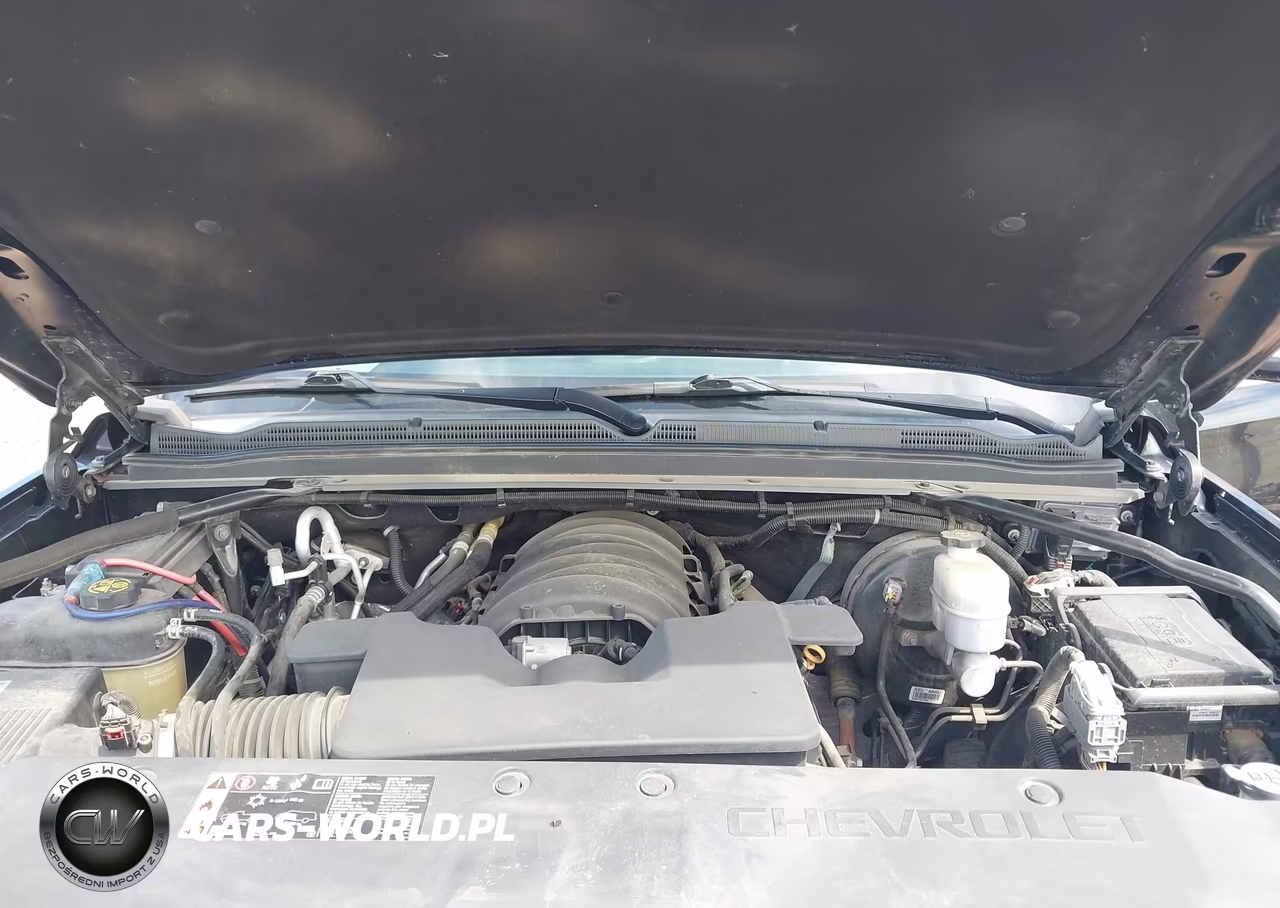 2019 Chevrolet Suburban Premier VIN:1GNSCJKJ5KR196857 - 10