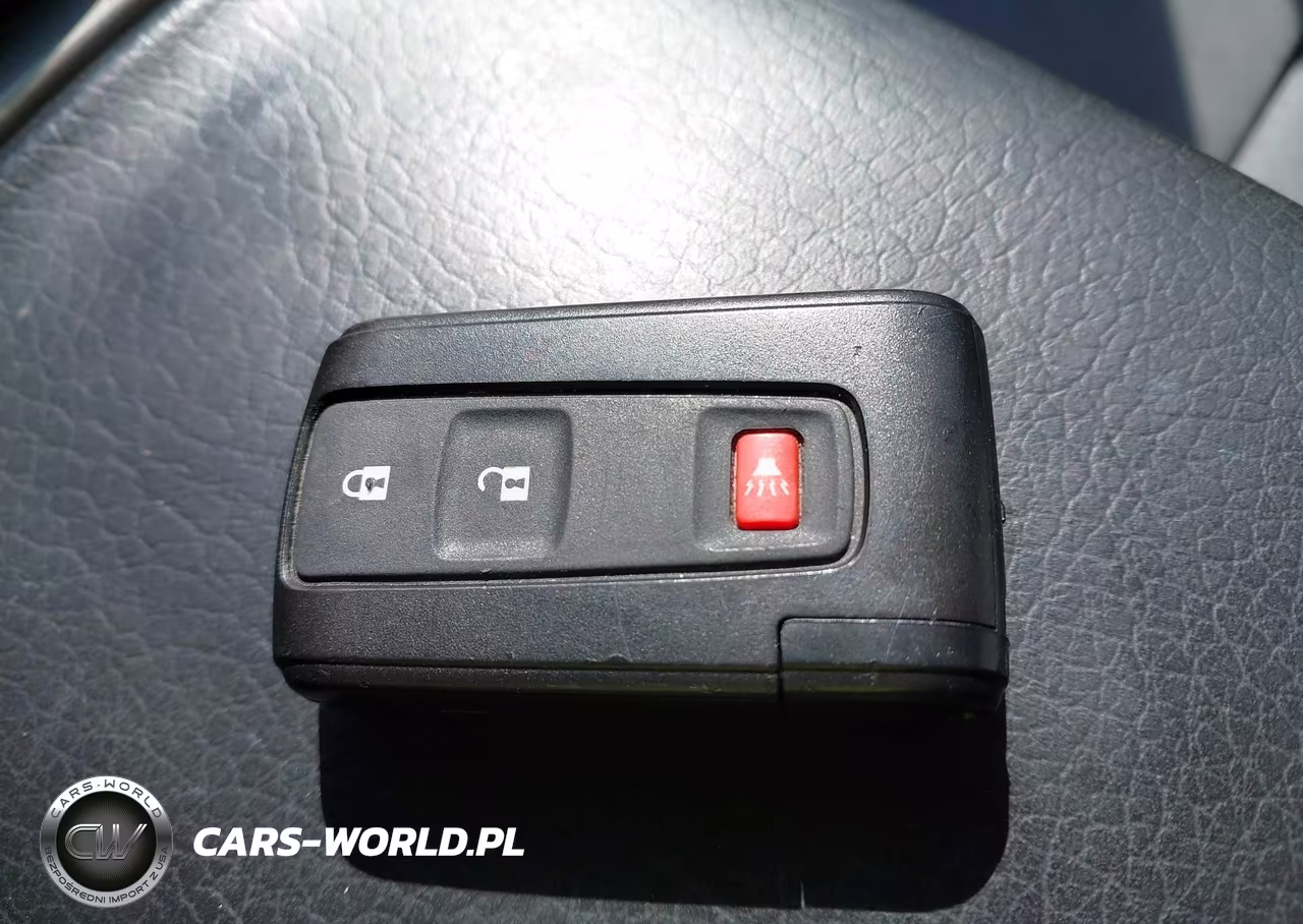 TOYOTA PRIUS VIN:JTDKB20U887731747 - 11