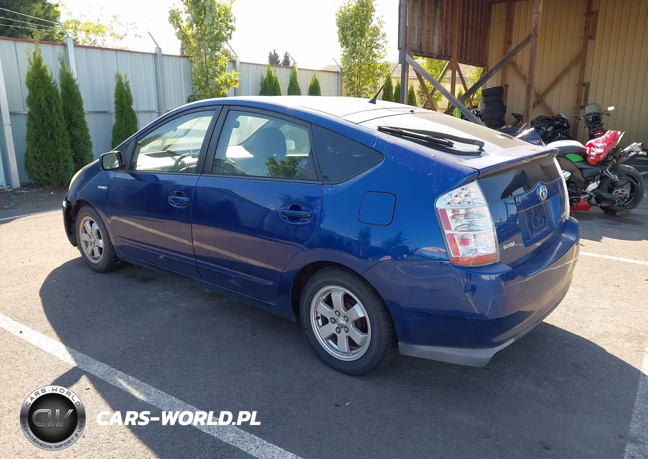 TOYOTA PRIUS VIN:JTDKB20U887731747 - 3