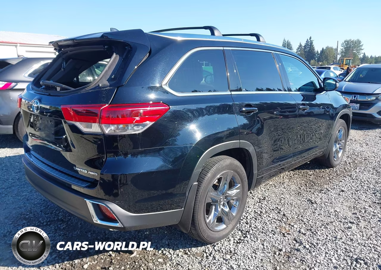 2017 Toyota Highlander Limited Platinum VIN:5TDDZRFH2HS378578 - 4