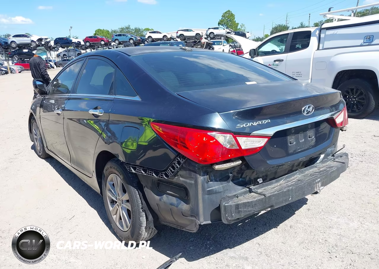 2012 Hyundai Sonata Gls VIN:5NPEB4AC3CH400979 - 3