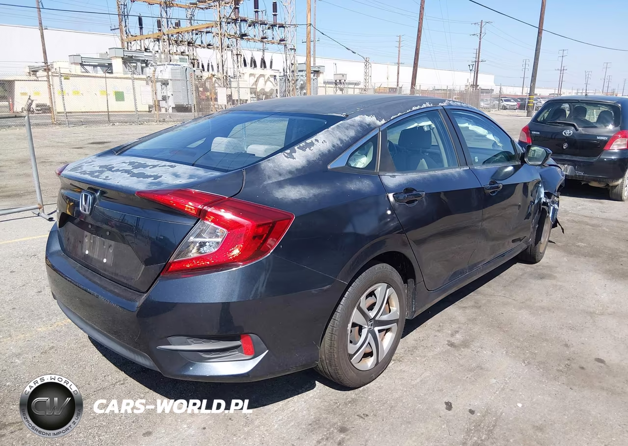 2018 Honda Civic Lx VIN:2HGFC2F59JH543412 - 4