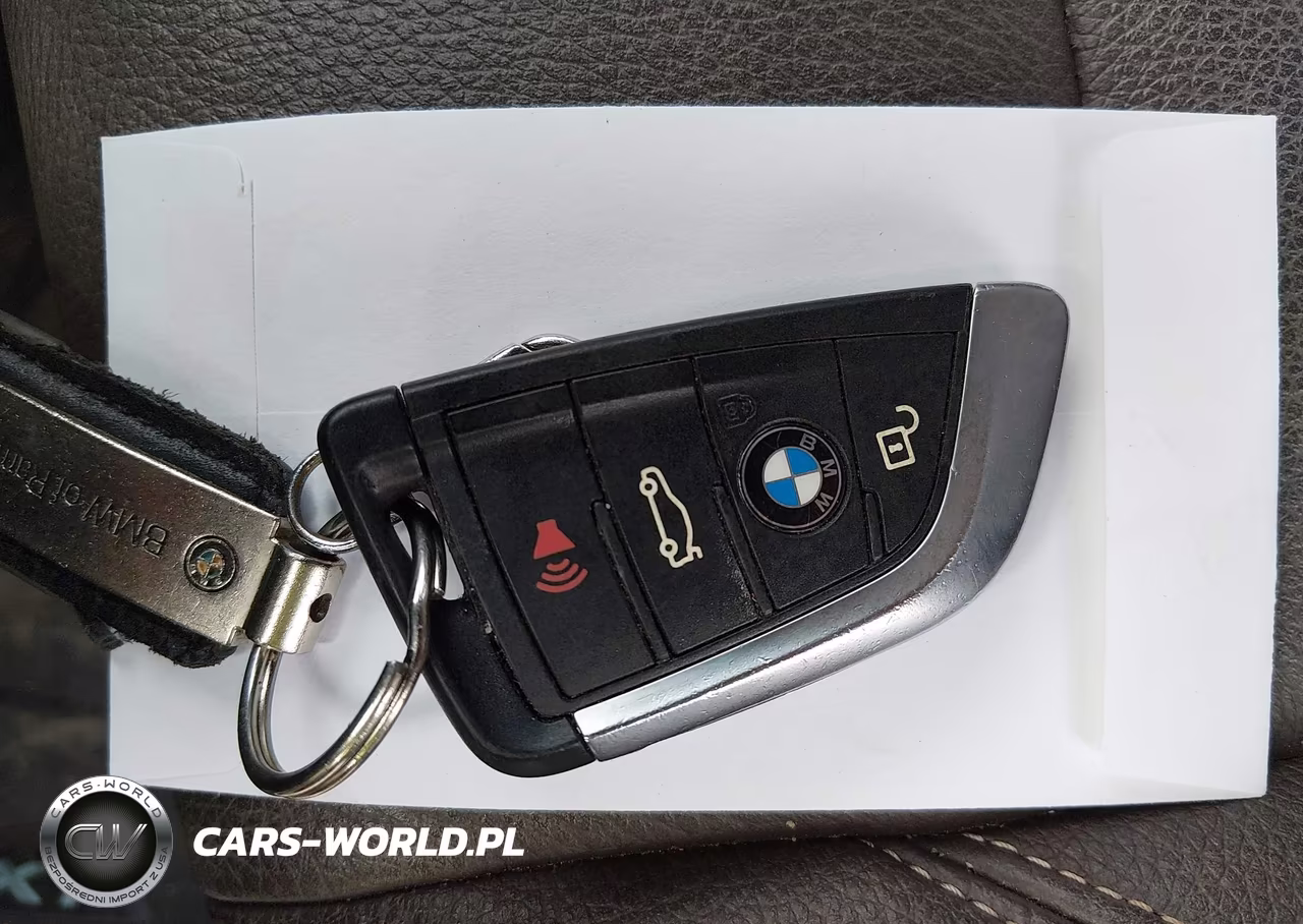 2021 BMW X1 xDrive28I VIN:WBXJG9C08M5S25617 - 11