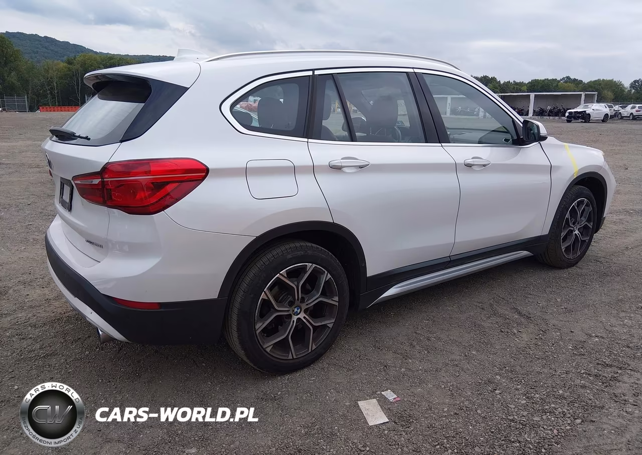 2021 BMW X1 xDrive28I VIN:WBXJG9C08M5S25617 - 4