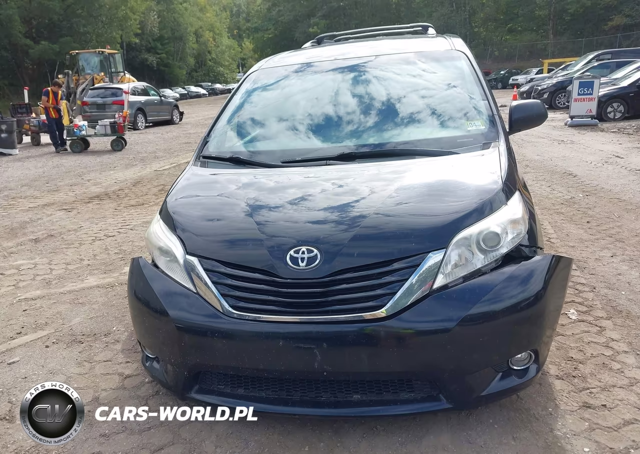 2015 Toyota Sienna Le 7 Passenger VIN:5TDJK3DC2FS118772 - 12