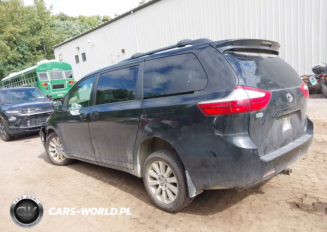 2015 Toyota Sienna Le 7 Passenger VIN:5TDJK3DC2FS118772 - 3