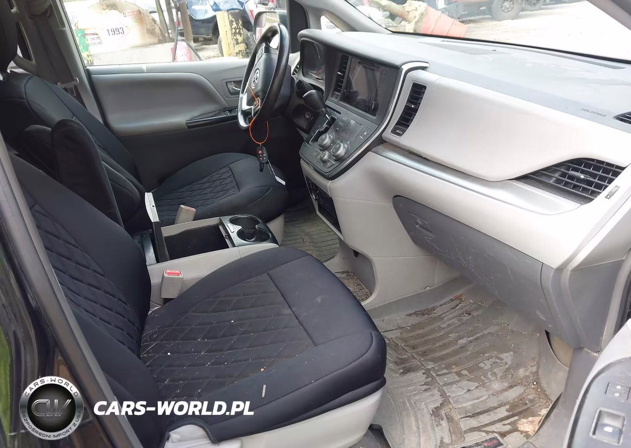 2015 Toyota Sienna Le 7 Passenger VIN:5TDJK3DC2FS118772 - 5