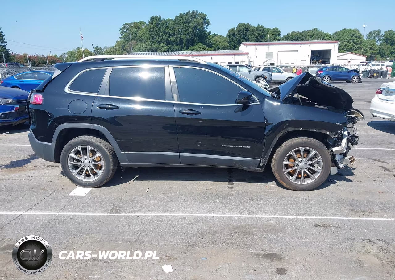 2019 Jeep Cherokee Latitude Plus Fwd VIN:1C4PJLLX8KD110733 - 13