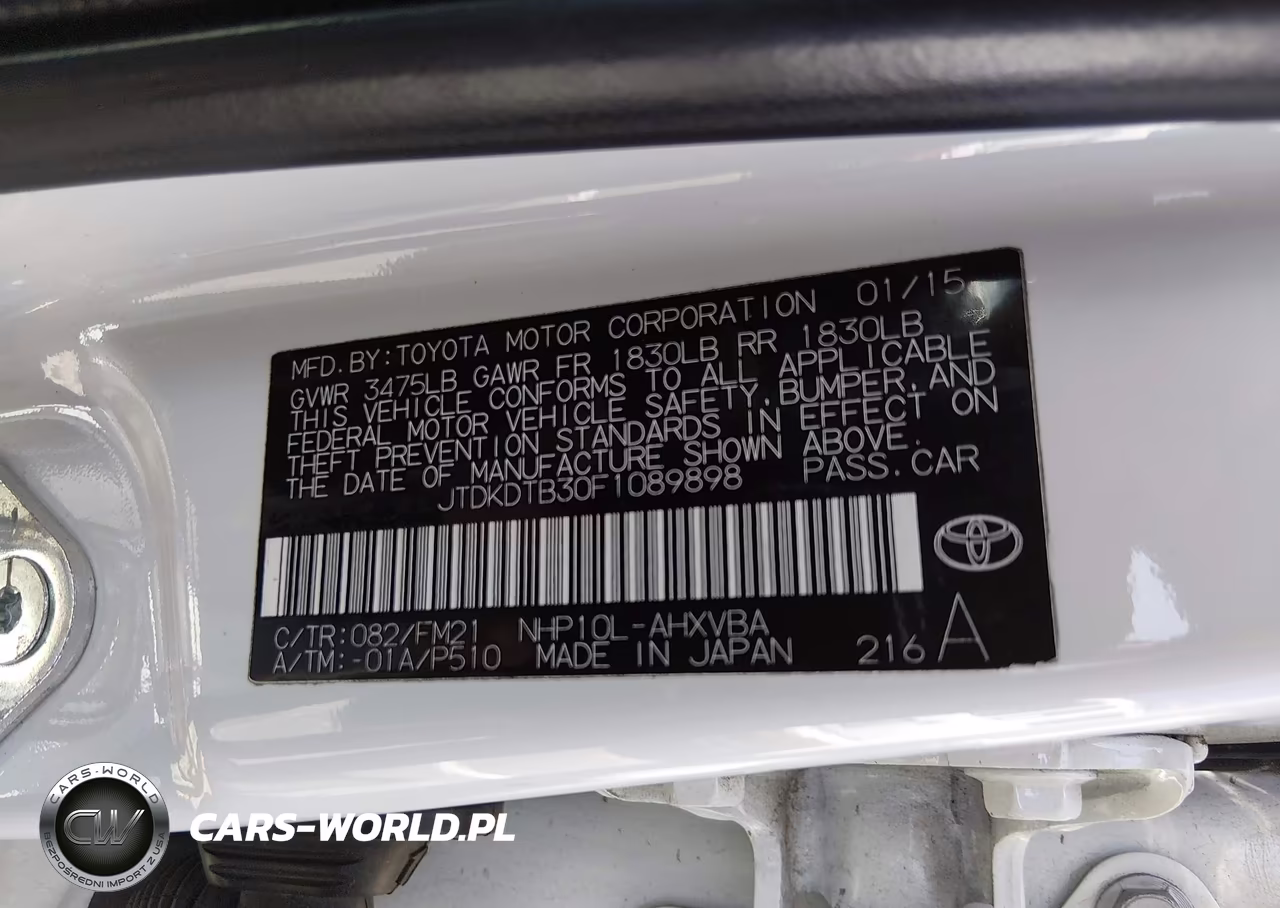 2015 Toyota Prius C Two VIN:JTDKDTB30F1089898 - 9