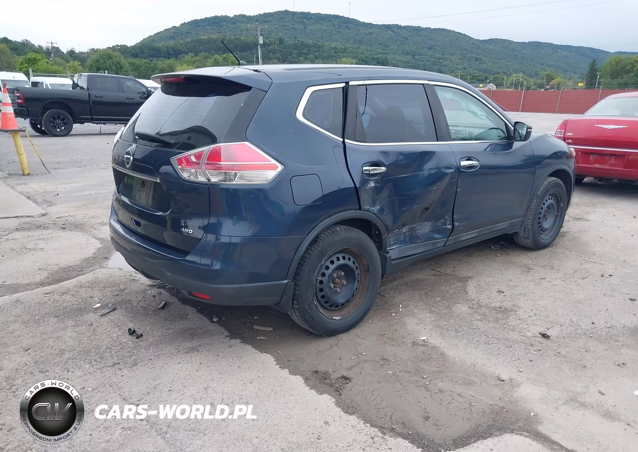 2015 Nissan Rogue S VIN:5N1AT2MV7FC783432 - 4