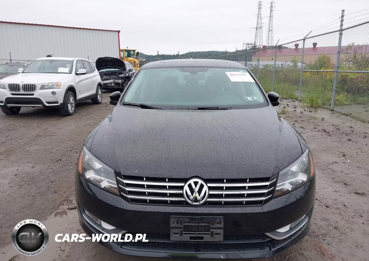 2013 Volkswagen Passat 3.6L V6 Sel Premium VIN:1VWCM7A34DC081489 - 13