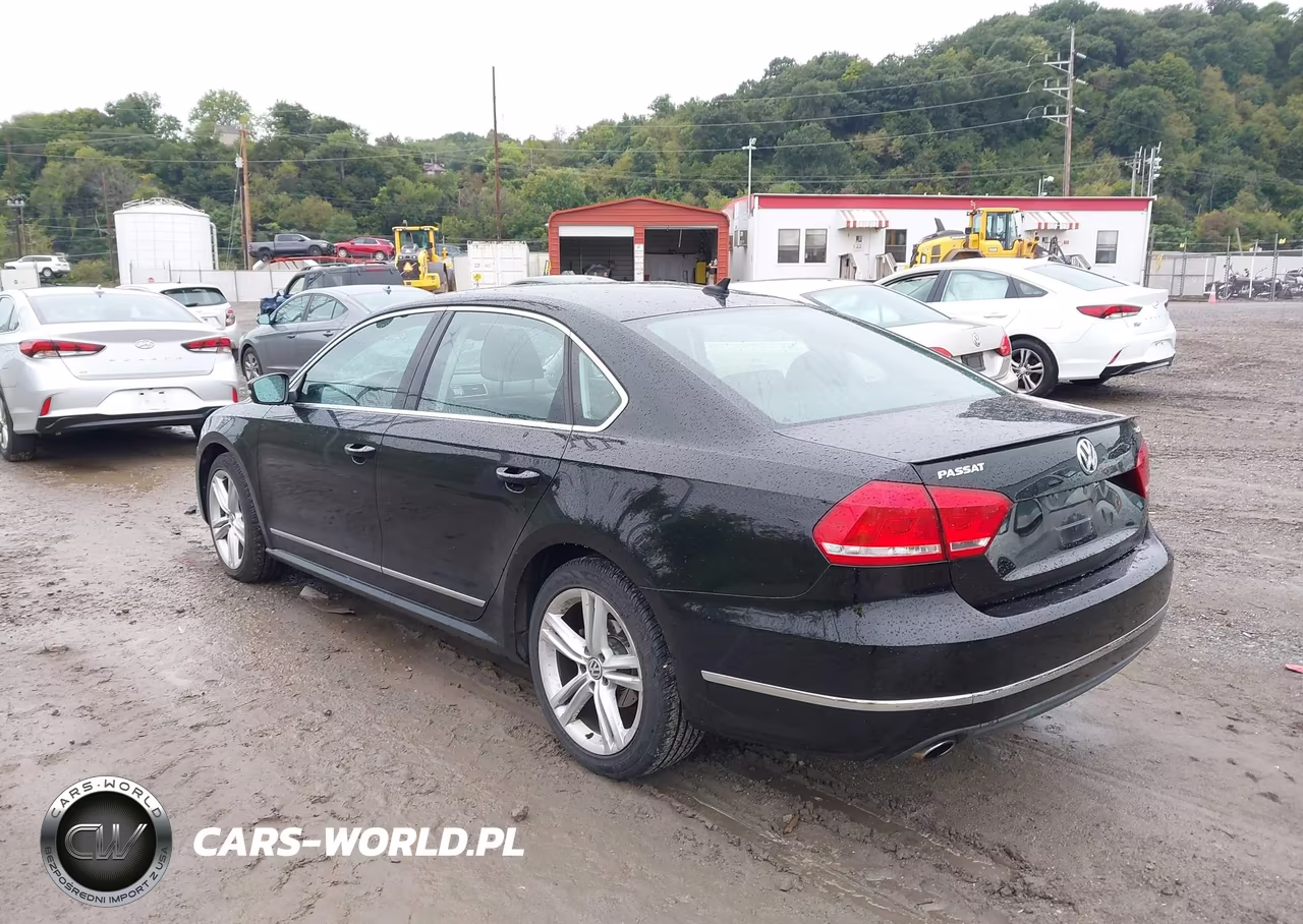 2013 Volkswagen Passat 3.6L V6 Sel Premium VIN:1VWCM7A34DC081489 - 3