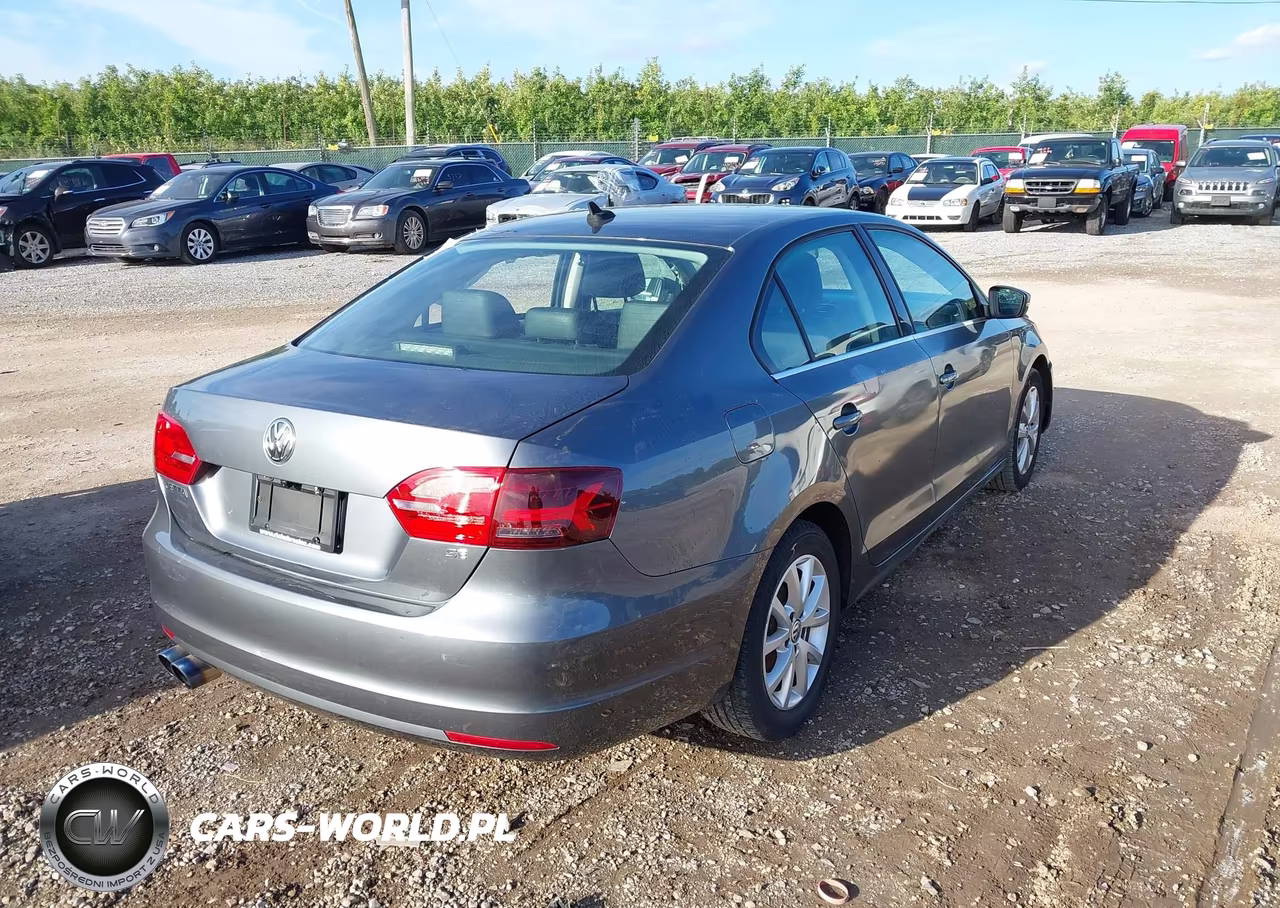 2014 Volkswagen Jetta 1.8T Se VIN:3VWD17AJ3EM377034 - 4