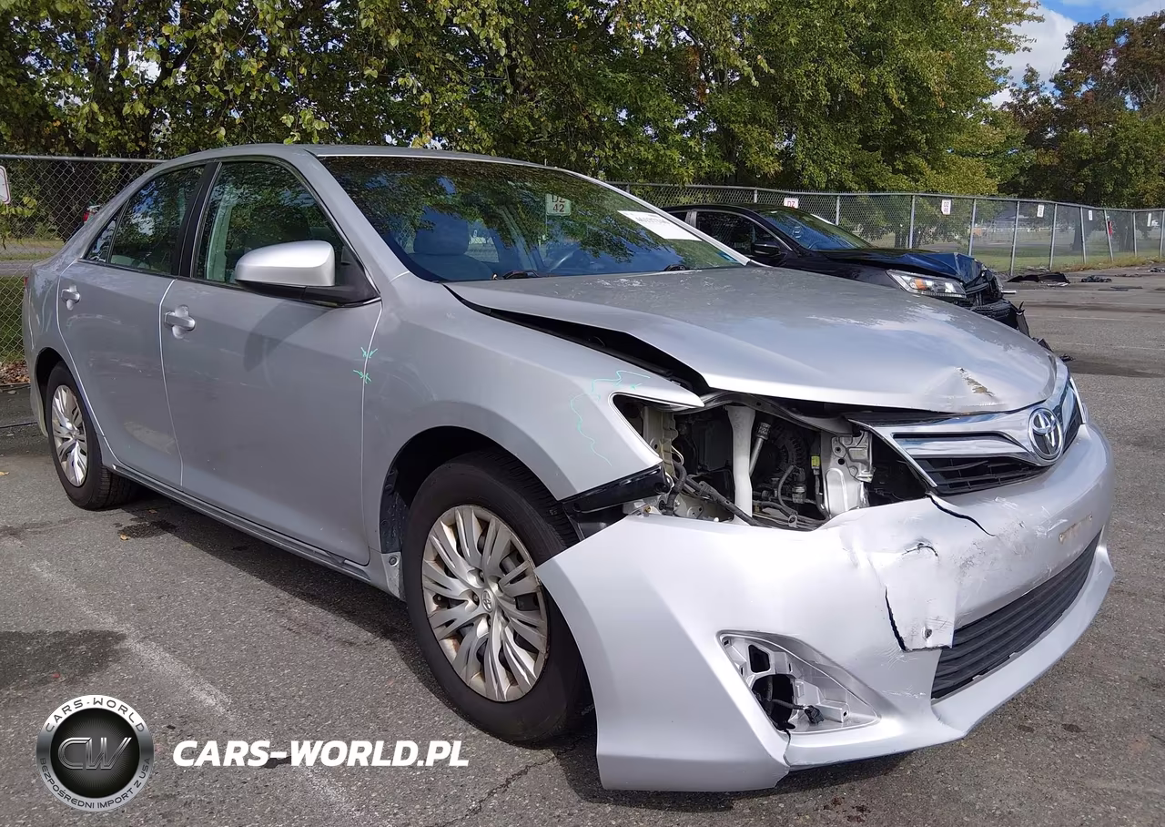 2014 Toyota Camry Le VIN:4T4BF1FK6ER337764 - 1