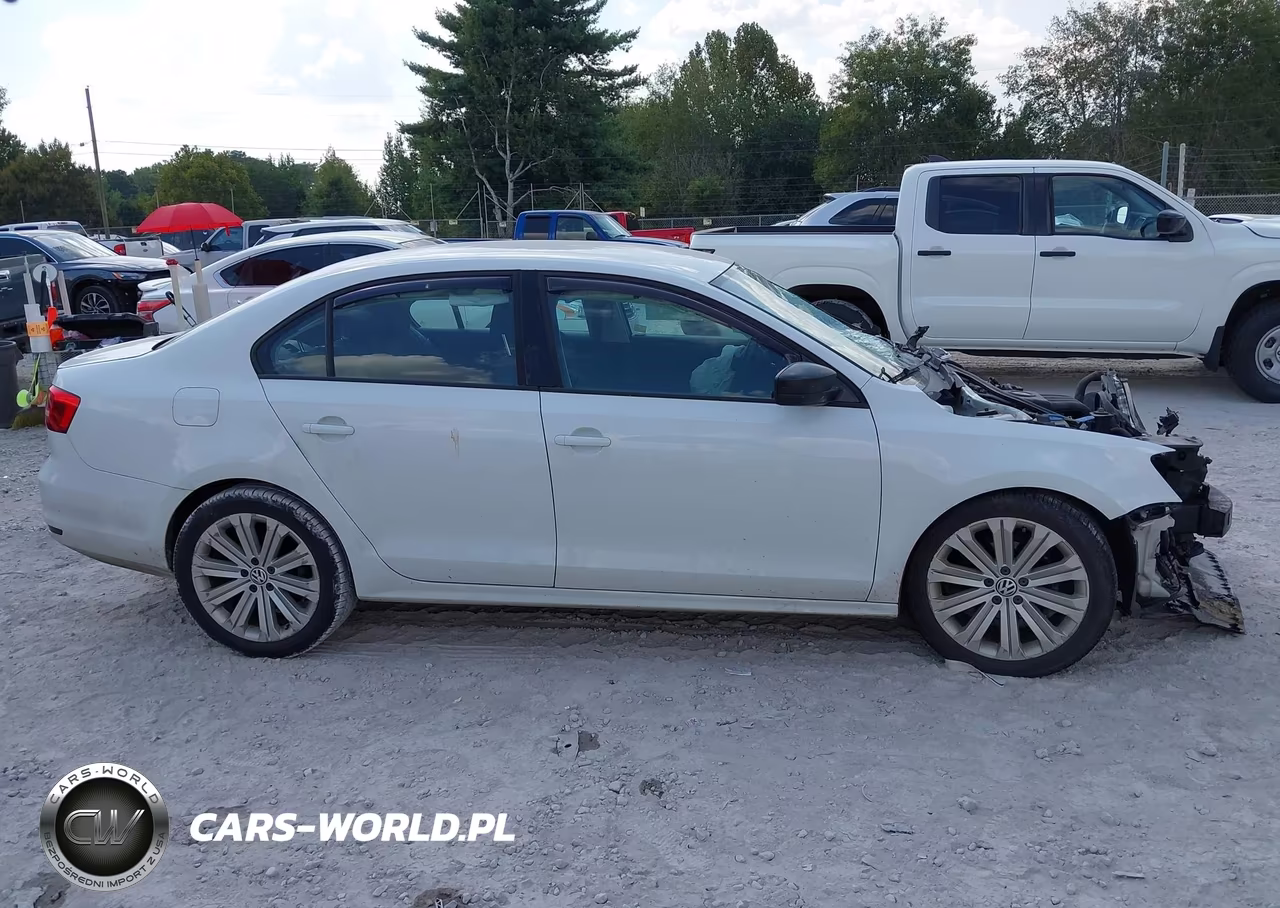 2015 Volkswagen Jetta 2.0L S VIN:3VW2K7AJ4FM412315 - 13