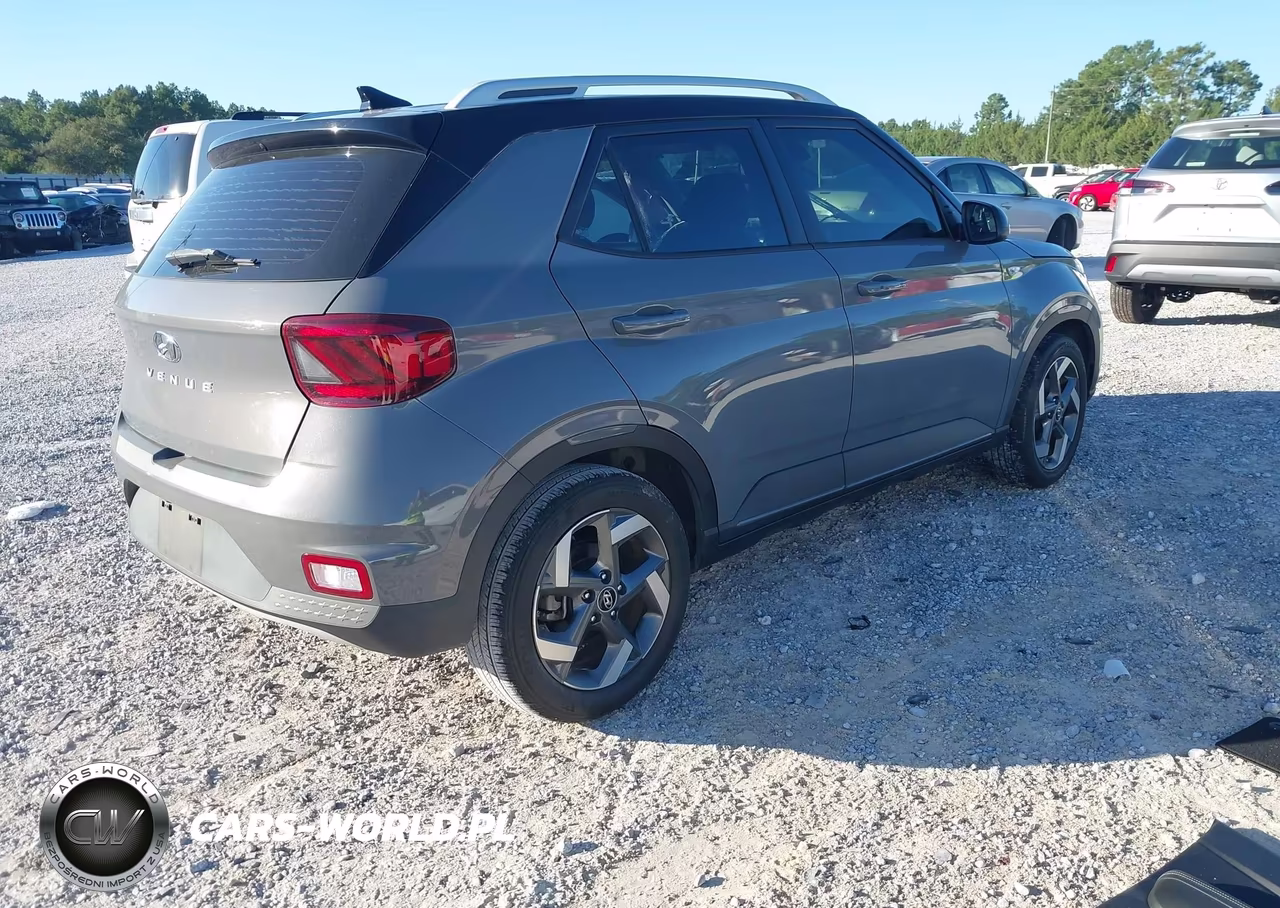 2022 Hyundai Venue Limited VIN:KMHRC8A38NU139522 - 4