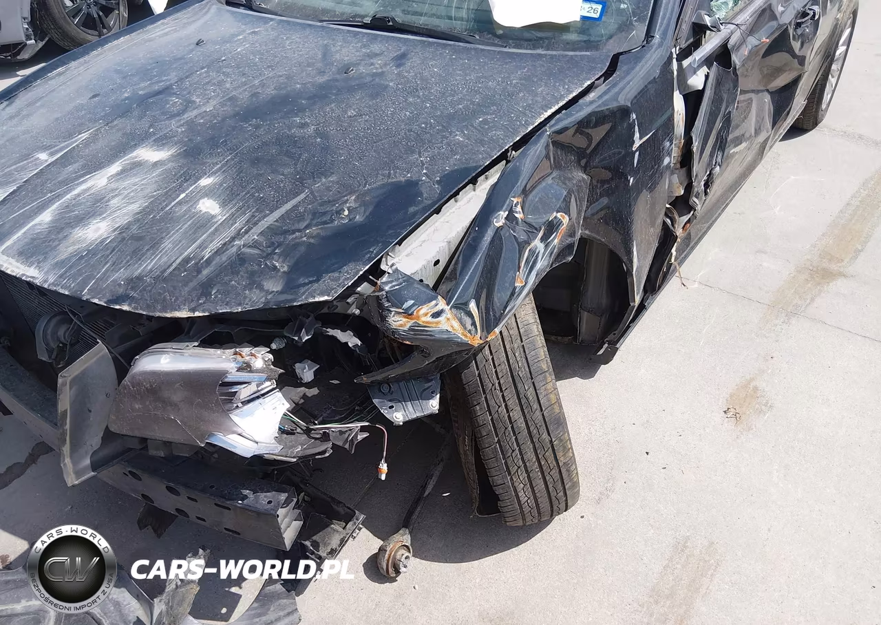 2014 Chrysler 300 VIN:2C3CCAAG2EH212704 - 16