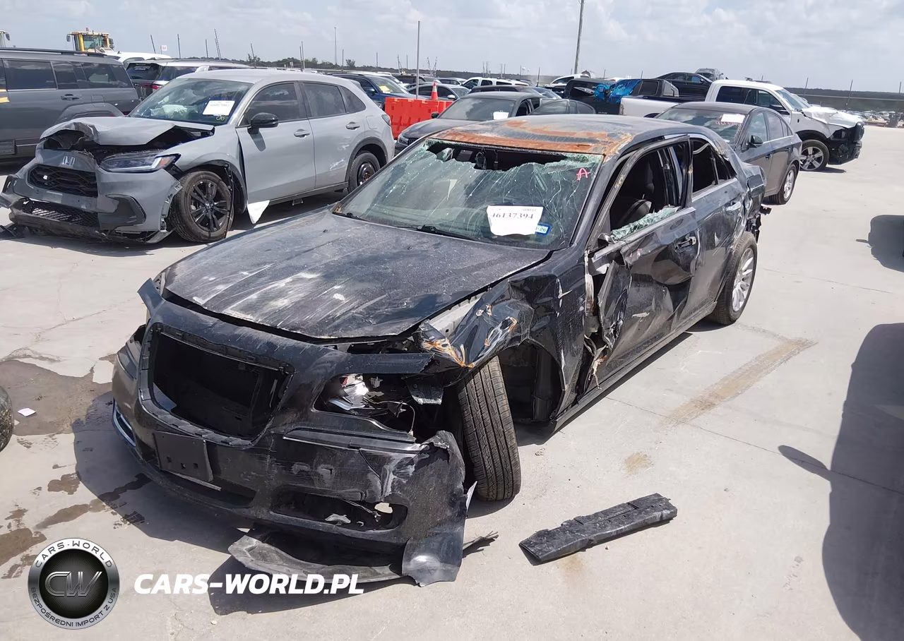 2014 Chrysler 300 VIN:2C3CCAAG2EH212704 - 2