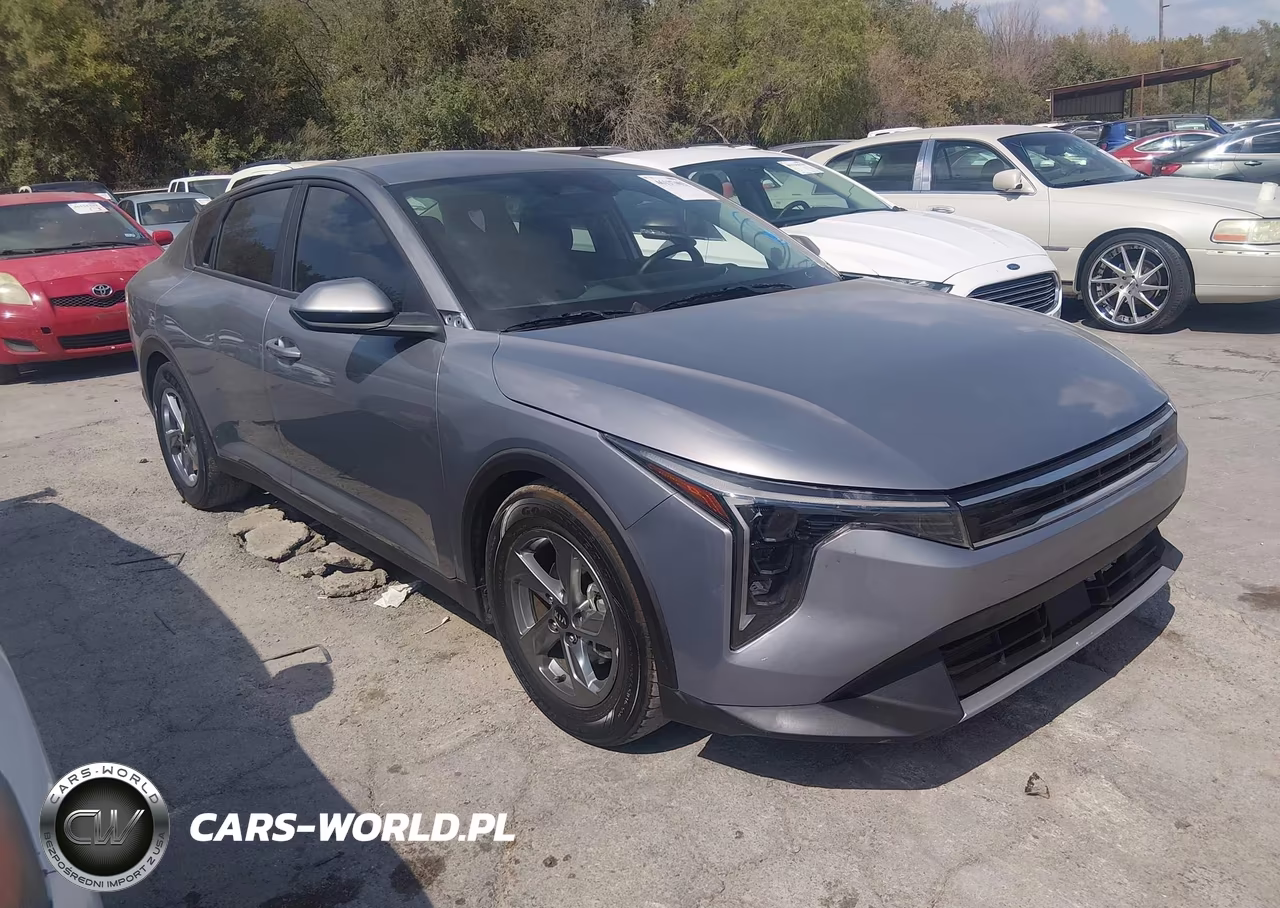 2025 Kia K4 Ex – zdjęcie 1 z 17