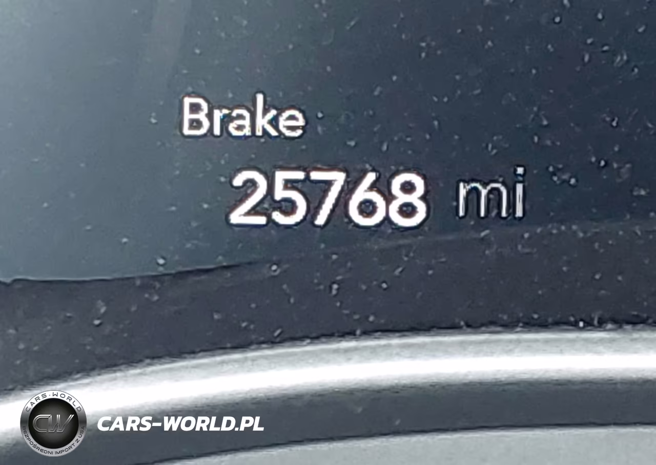2018 Chrysler Pacifica Hybrid Touring Plus VIN:2C4RC1H7XJR332959 - 21