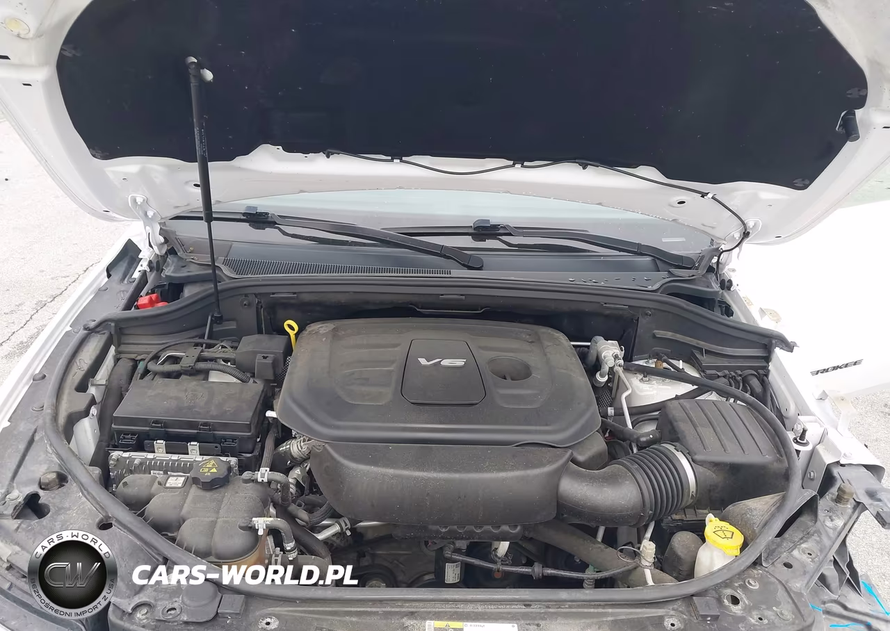 2019 Jeep Grand Cherokee Overland 4X4 VIN:1C4RJFCG6KC554225 - 10