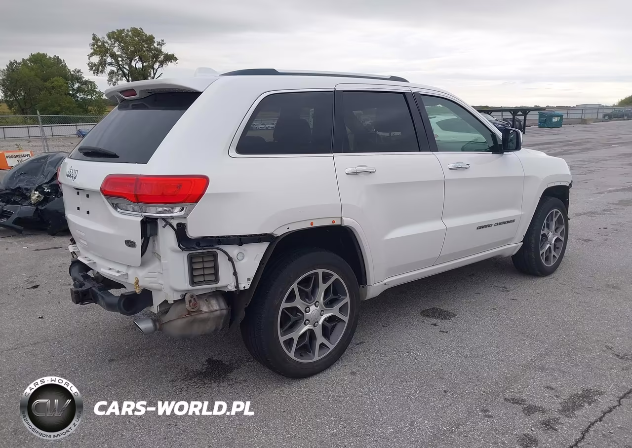 2019 Jeep Grand Cherokee Overland 4X4 VIN:1C4RJFCG6KC554225 - 4