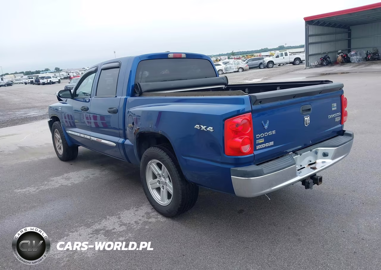 2009 Dodge Dakota Laramie VIN:1D7HW58P49S809833 - 3
