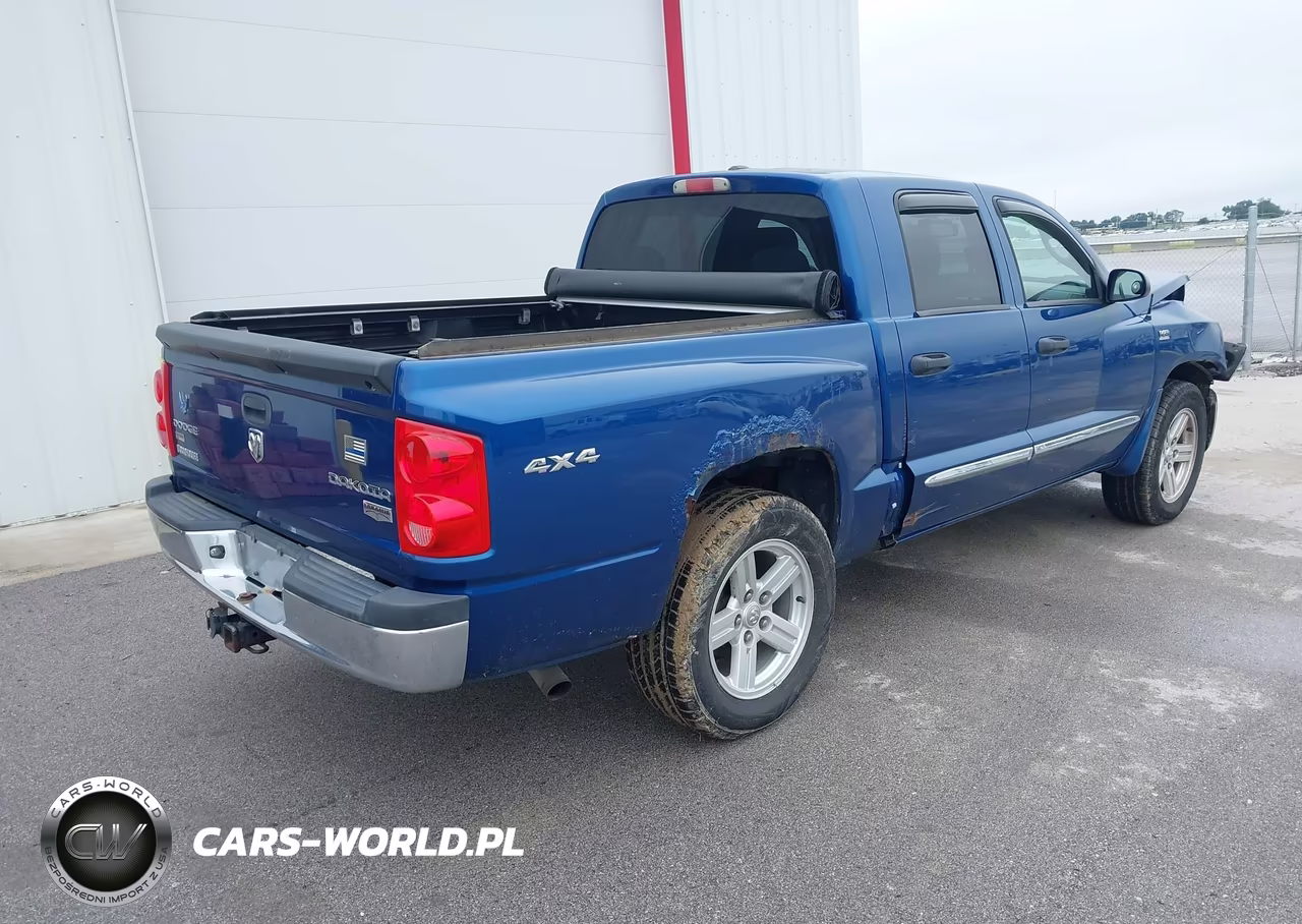 2009 Dodge Dakota Laramie VIN:1D7HW58P49S809833 - 4