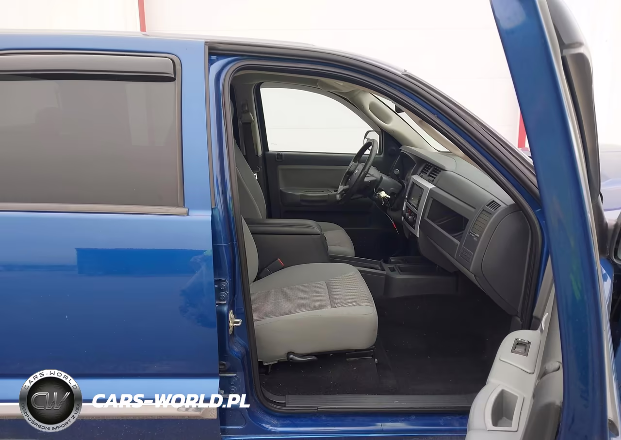 2009 Dodge Dakota Laramie VIN:1D7HW58P49S809833 - 5
