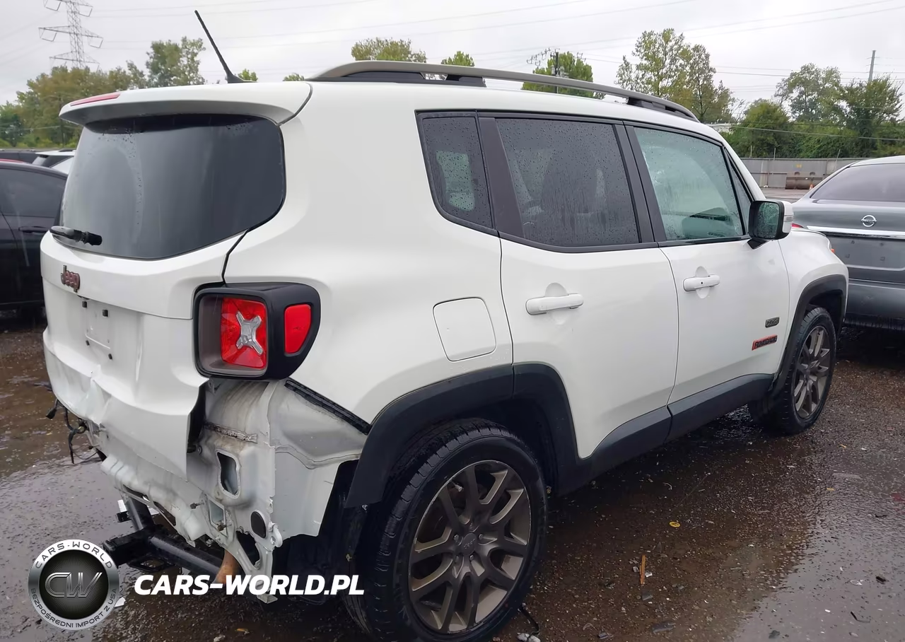 2016 Jeep Renegade 75Th Anniversary VIN:ZACCJABT7GPD12604 - 4