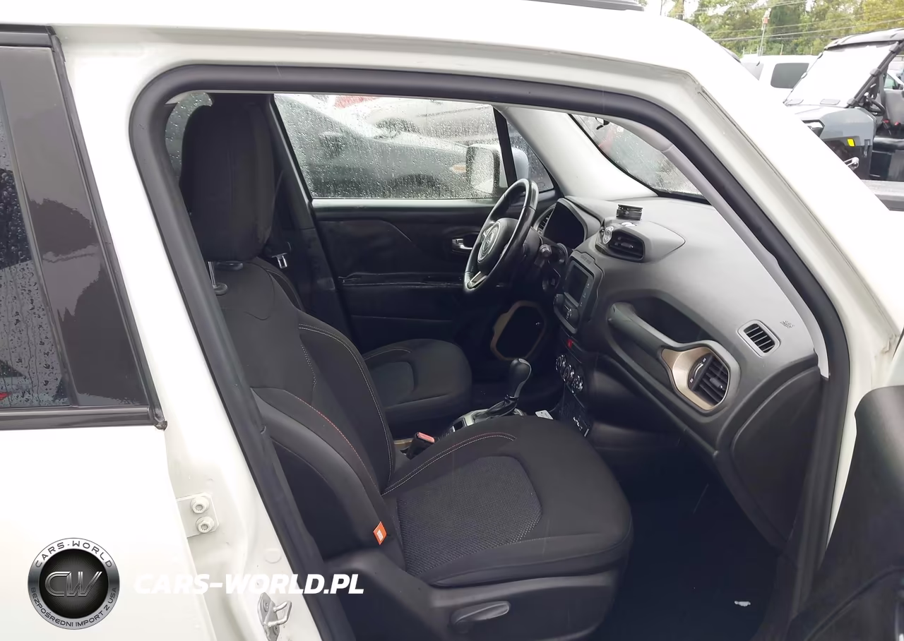 2016 Jeep Renegade 75Th Anniversary VIN:ZACCJABT7GPD12604 - 5