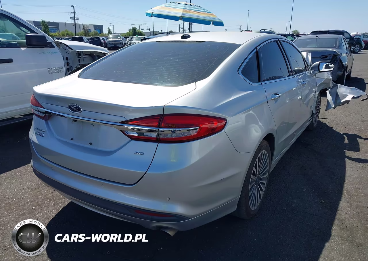 2017 Ford Fusion Energi Se Luxury VIN:3FA6P0PU6HR275419 - 4