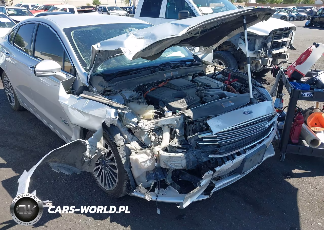 2017 Ford Fusion Energi Se Luxury VIN:3FA6P0PU6HR275419 - 6
