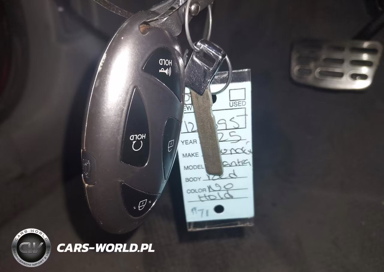 2025 Hyundai Elantra Sel Sport VIN:KMHLM4DG3SU985711 - 11