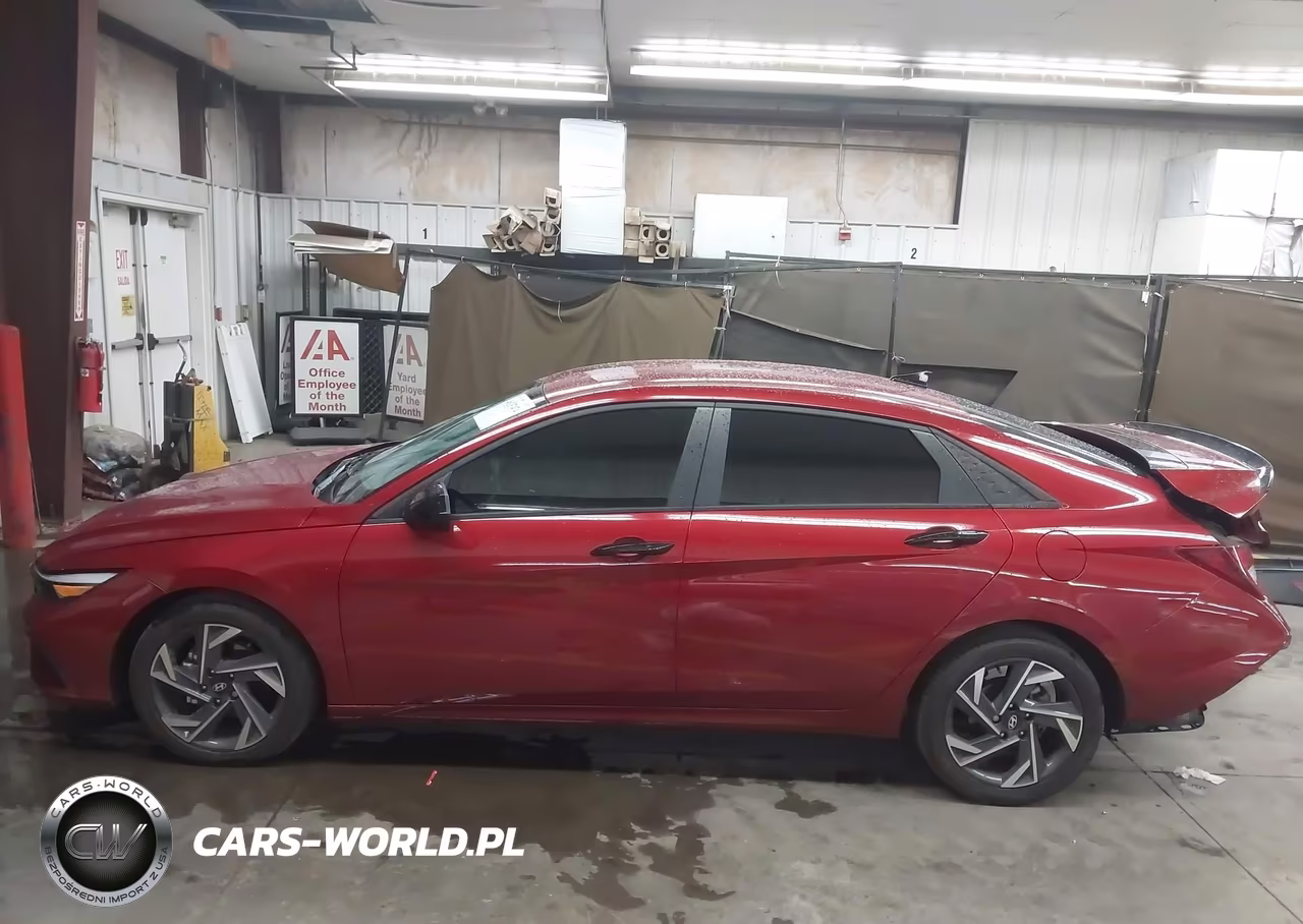 2025 Hyundai Elantra Sel Sport VIN:KMHLM4DG3SU985711 - 14
