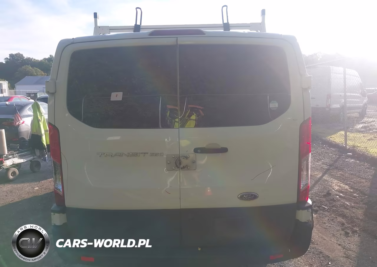 2021 Ford Transit-250 VIN:1FTBR1Y83MKA70424 - 17