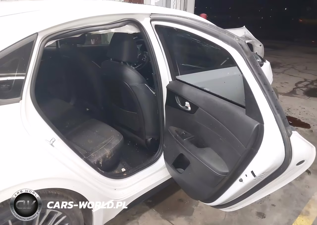 2022 Kia Forte Gt-Line VIN:3KPF54AD2NE429546 - 8