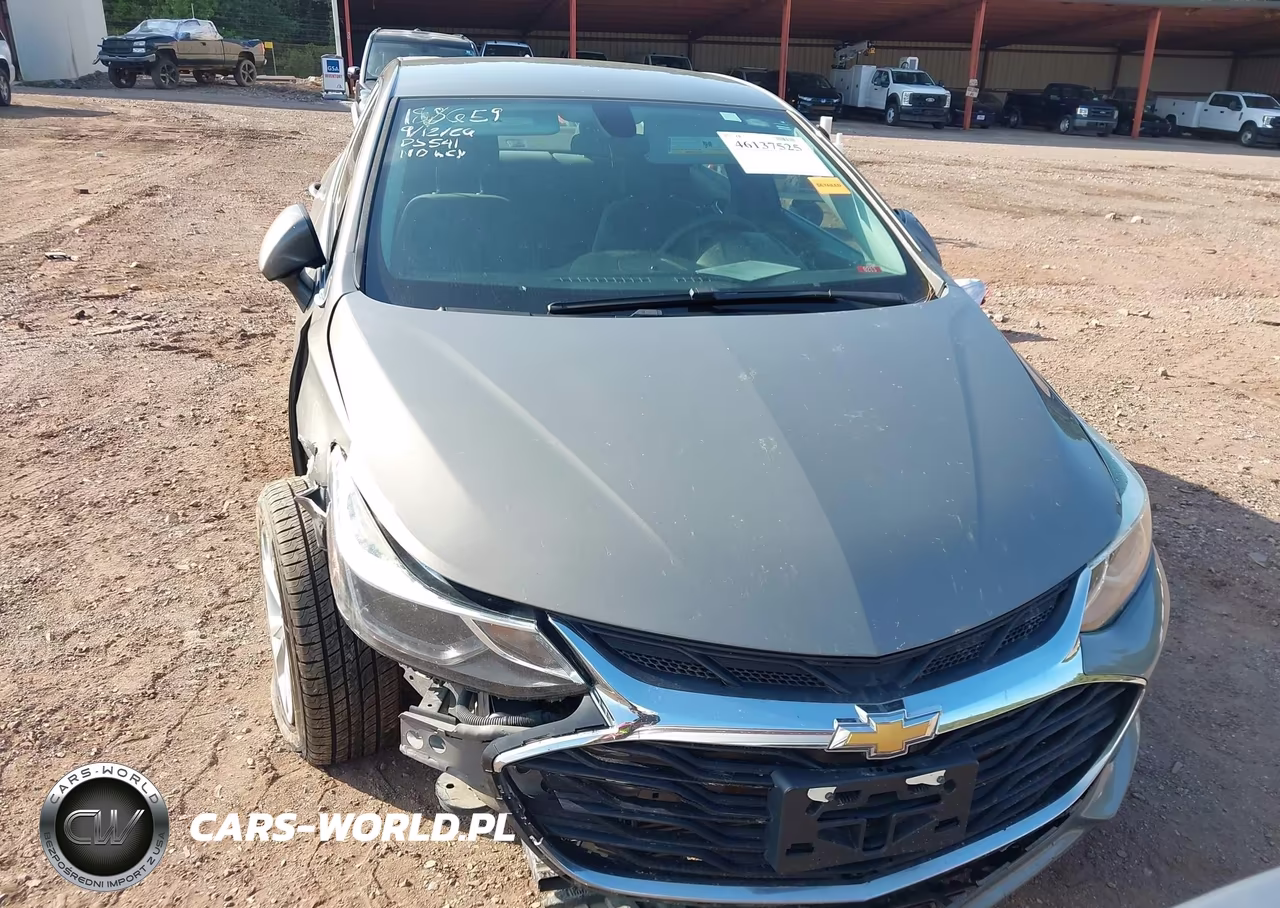 2019 Chevrolet Cruze Lt VIN:1G1BE5SM6K7133727 - 6