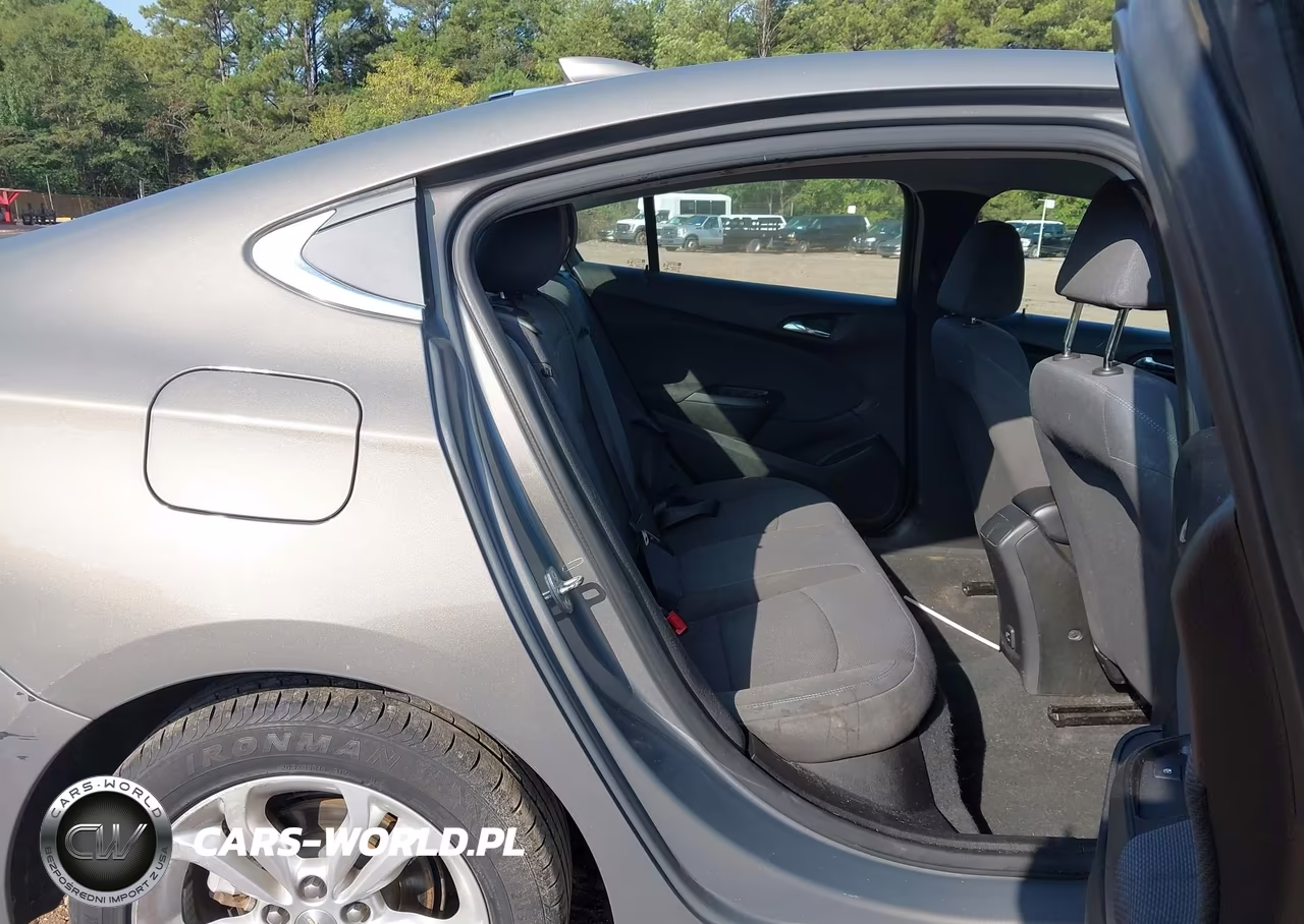 2019 Chevrolet Cruze Lt VIN:1G1BE5SM6K7133727 - 8