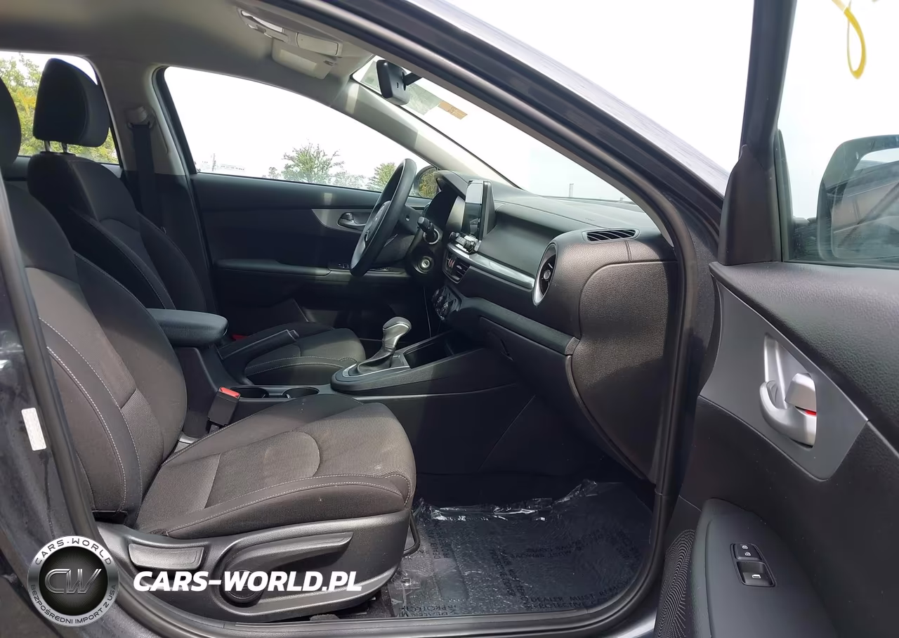 2023 Kia Forte Lxs VIN:3KPF24AD7PE635585 - 5