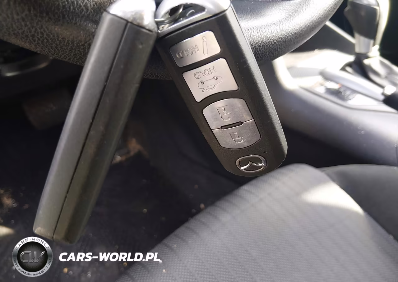 2014 Mazda Mazda3 I Sport VIN:JM1BM1U75E1136006 - 11