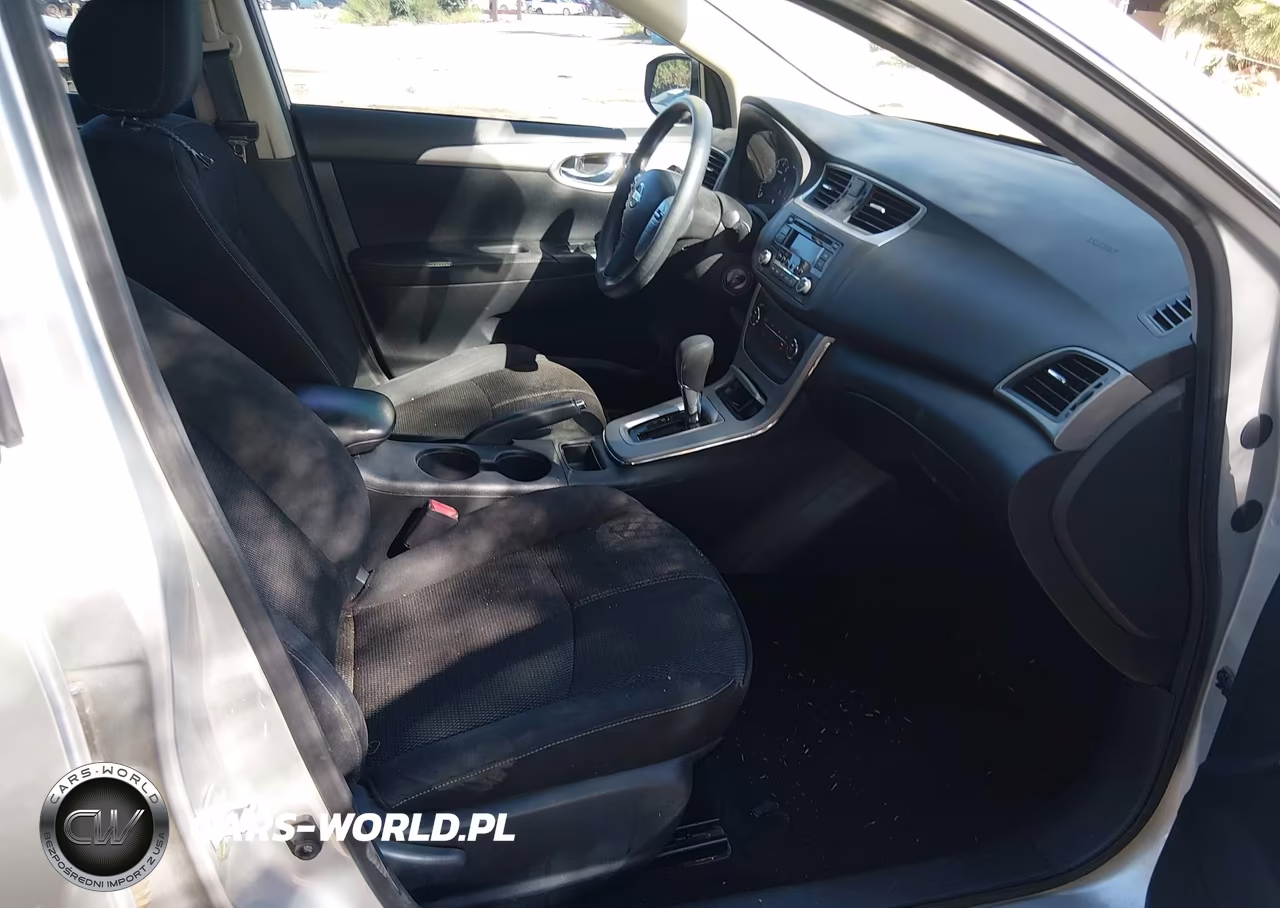 2015 Nissan Sentra S VIN:3N1AB7AP1FY355991 - 5