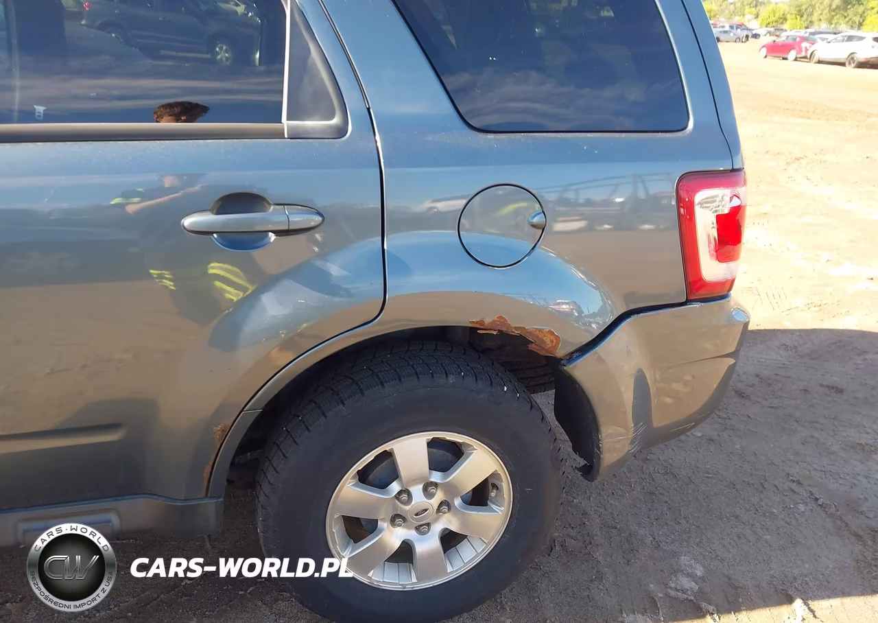 2011 Ford Escape Limited VIN:1FMCU9EG2BKA44225 - 6