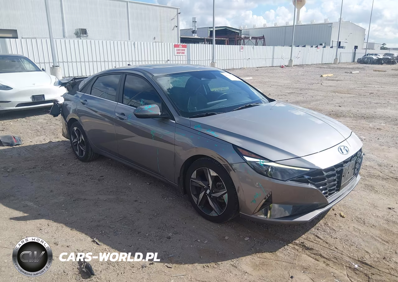 2022 Hyundai Elantra Sel