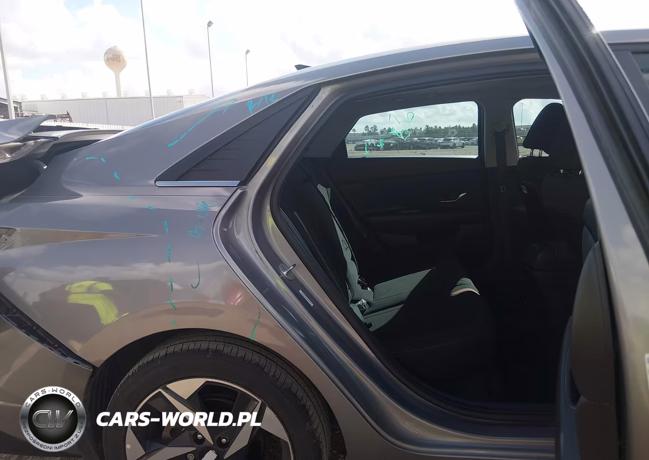 2022 Hyundai Elantra Sel VIN:KMHLN4AG5NU254770 - 8