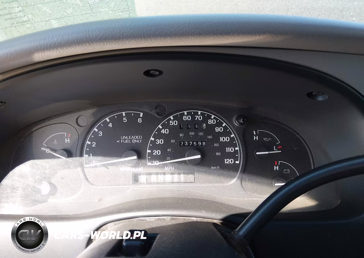 1996 Ford Explorer VIN:1FMDU34X7TUA35934 - 7