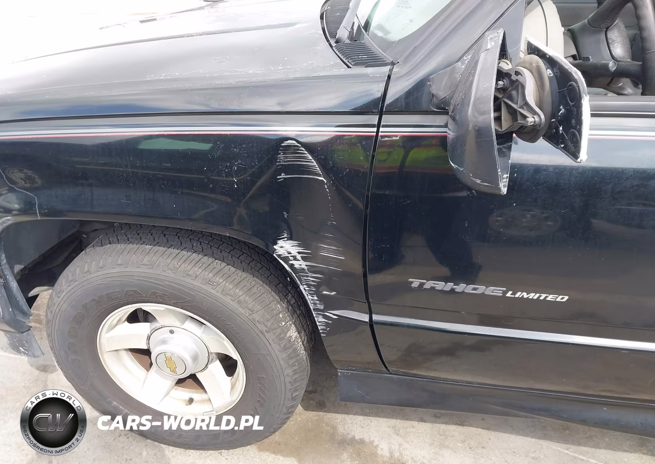 1999 Chevrolet Tahoe VIN:1GNEC13R1XR154694 - 6